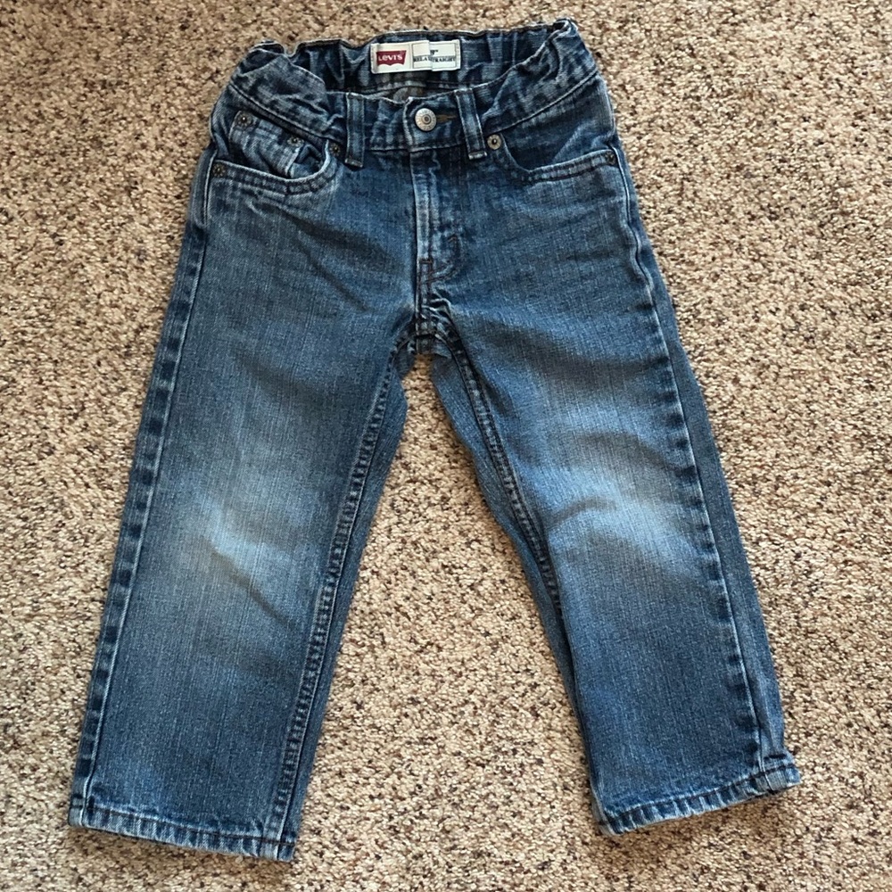 Levi’s 549 relaxed straight leg boys jeans 3T